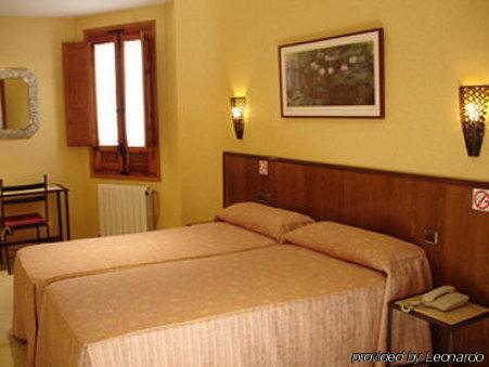Hostal Sol トレド エクステリア 写真